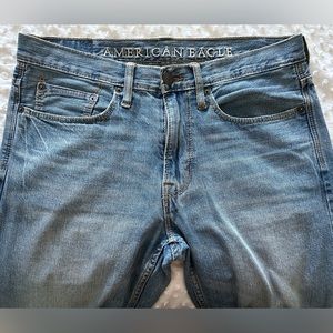 Men’s American Eagle relaxed jeans